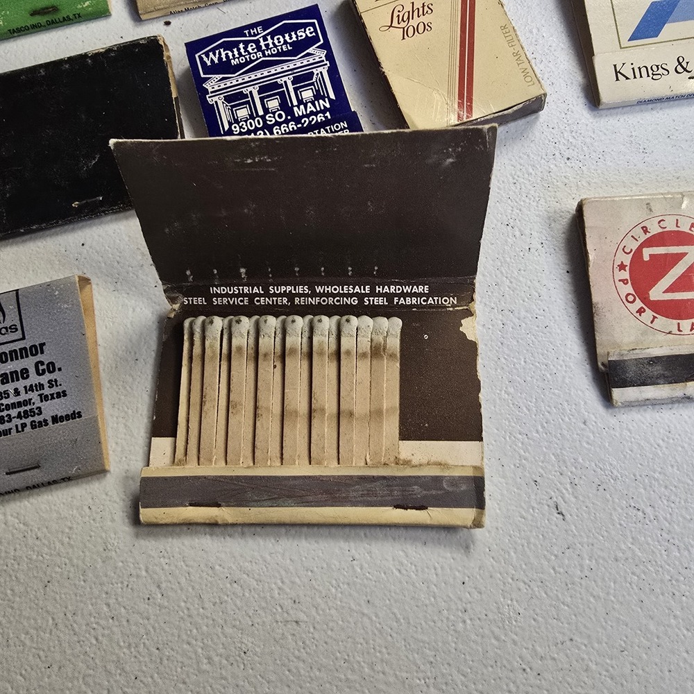 Lot of 14 Random Vintage Advertising Matchbooks - Picture 7 of 7